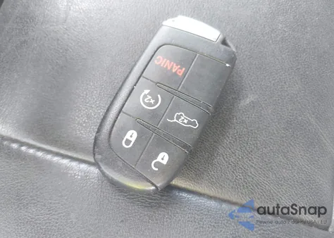 2015 Jeep Grand Cherokee Limited z USA, uszkodzony, nr VIN 1C4RJFBG2FC661361